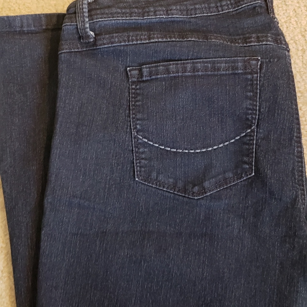 Jeans - Picture 3 of 5